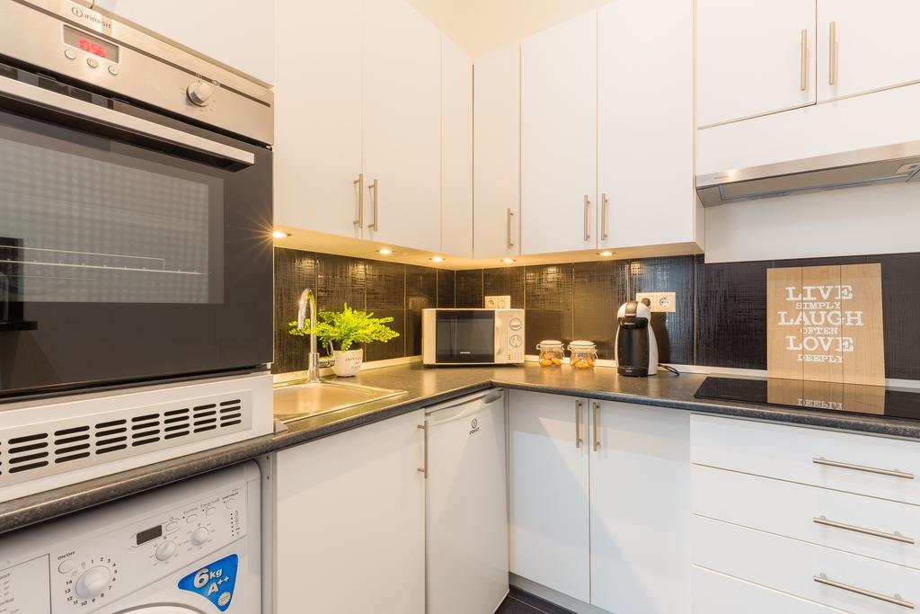Real Apartments Hegedu Budapest Exterior photo